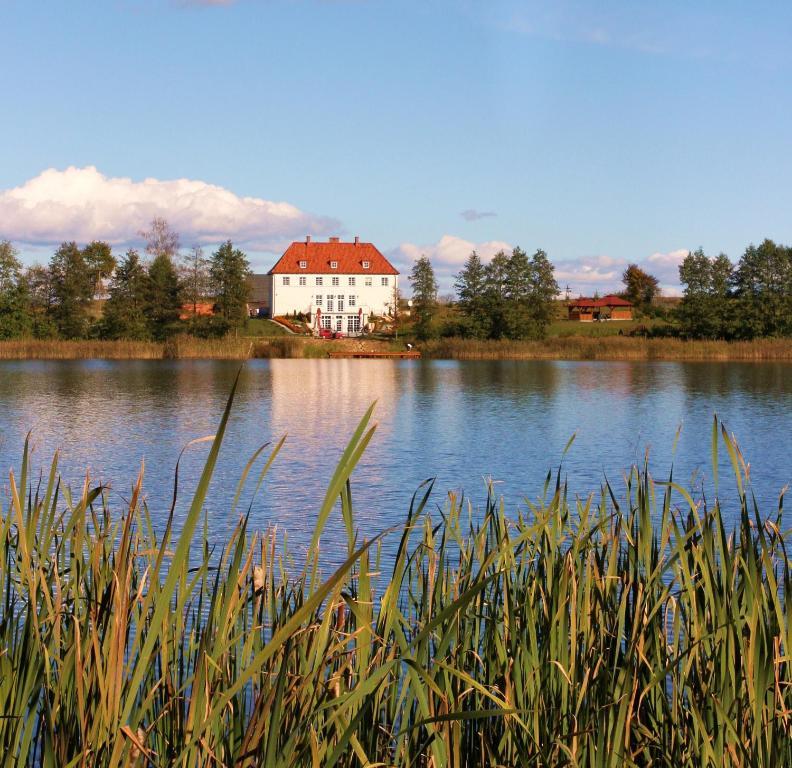 Gosciniec Rycerski Paprotki Exterior photo