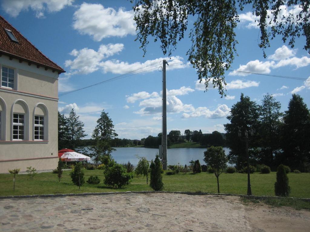 Gosciniec Rycerski Paprotki Exterior photo