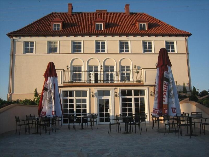 Gosciniec Rycerski Paprotki Exterior photo
