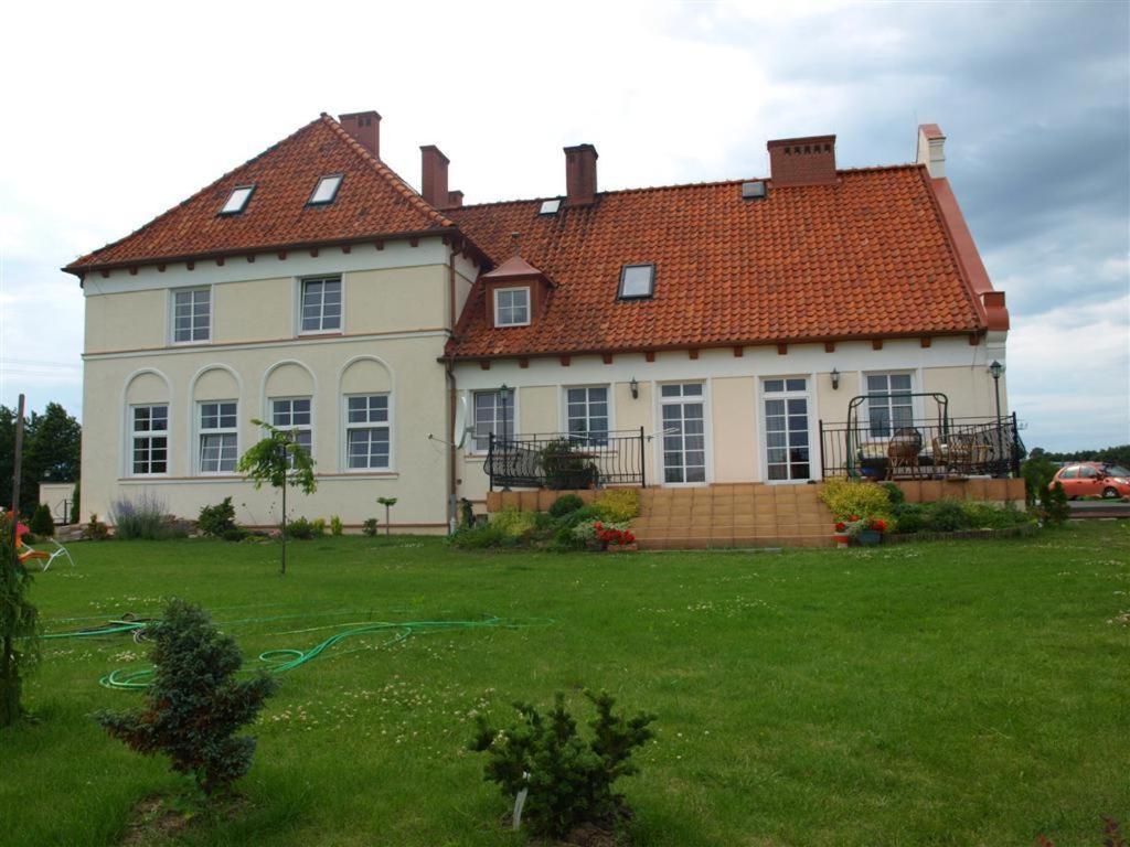 Gosciniec Rycerski Paprotki Exterior photo